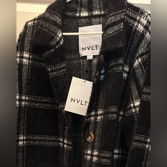 NWT, NVLT Thread Collective Black and White Eyelash Coatigen, Size XL - Picture 4 of 16